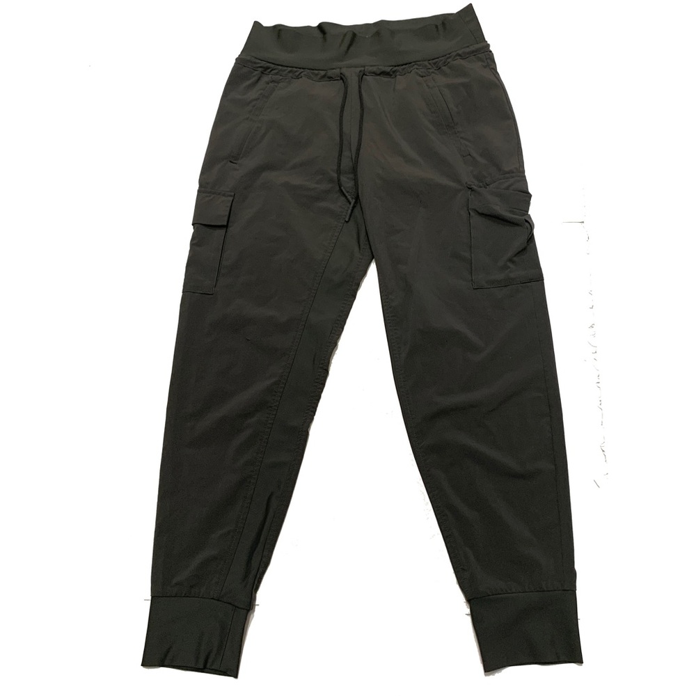 4 / Athleta cargo jogger